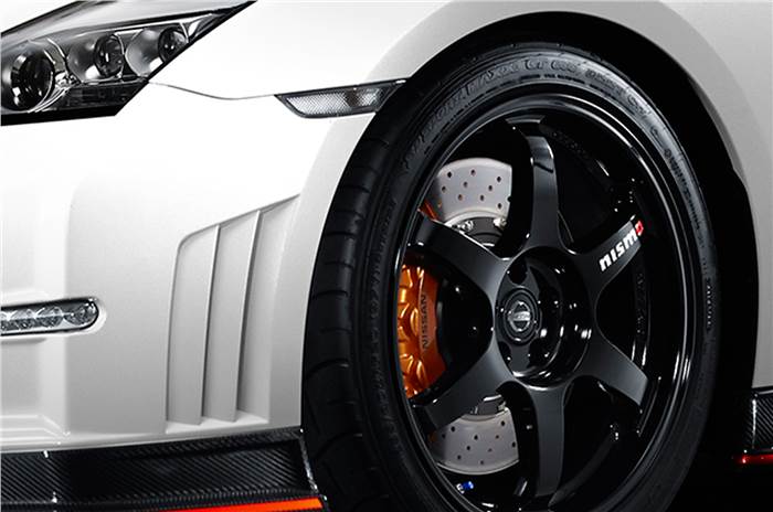 Nissan GT-R Nismo with 591bhp revealed